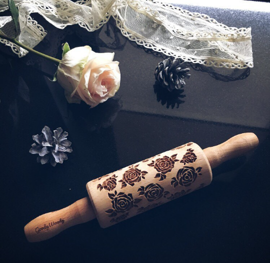 ROSES, MINI rolling pin