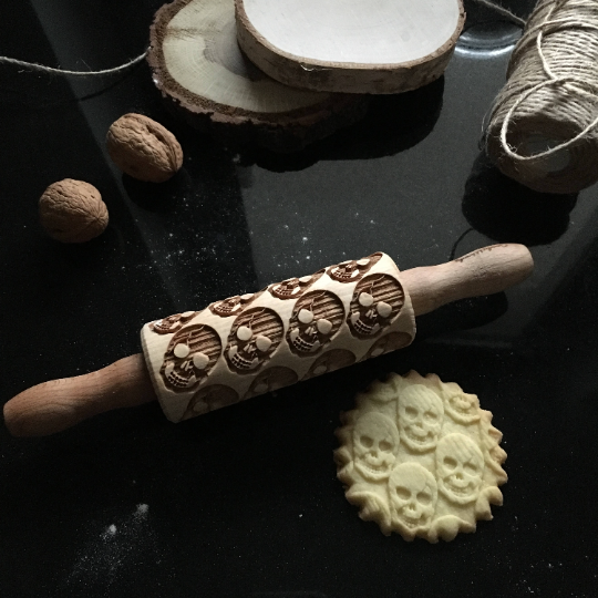 SKULLS, MINI rolling pin