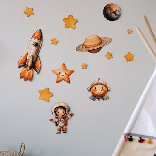 drewniane dekory
dekoracje do pokoju dziecka
kosmos
rakieta kosmiczna
astronauta
zabawek montessori
zabawek drewnianych
STEM
dekoracje do pokoju
naturalne dekoracje
motyw kosmosu
edukacyjne zabawki