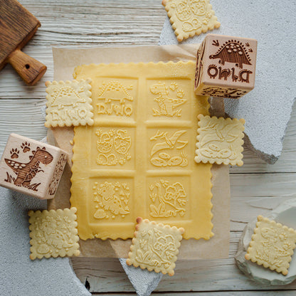 DINO, cake cube