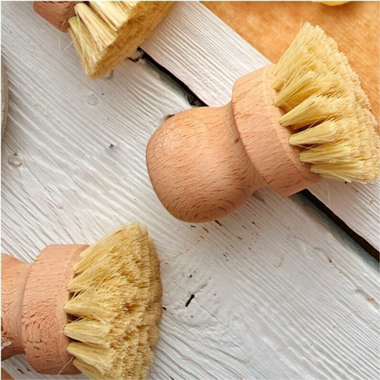 BRUSH for cleaning rollers and cubes