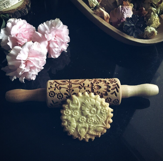 FOLK FLOWERS, MINI rolling pin