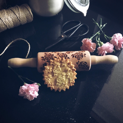 ROSES, MINI rolling pin